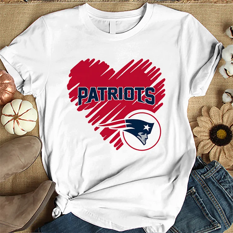 New England Patriots Women's White Relaxed T-Shirt
