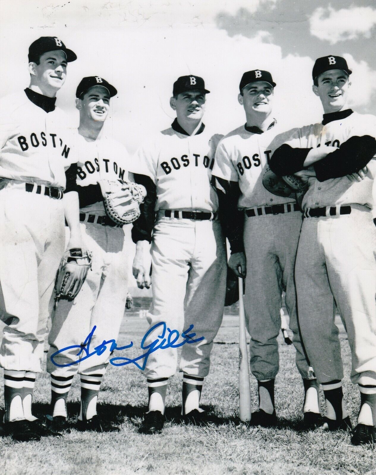 DON GILE BOSTON RED SOX ACTION SIGNED 8x10