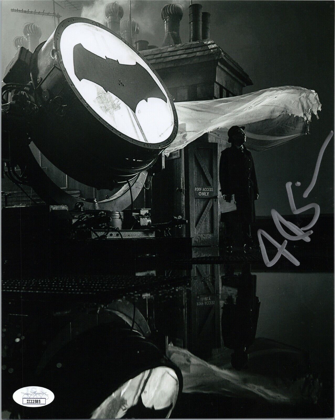 JK SIMMONS Hand-Signed JUSTICE LEAGUE Commissioner Gordon