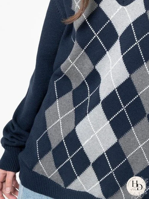 Geometric V-Neck Long Sleeve Sweater