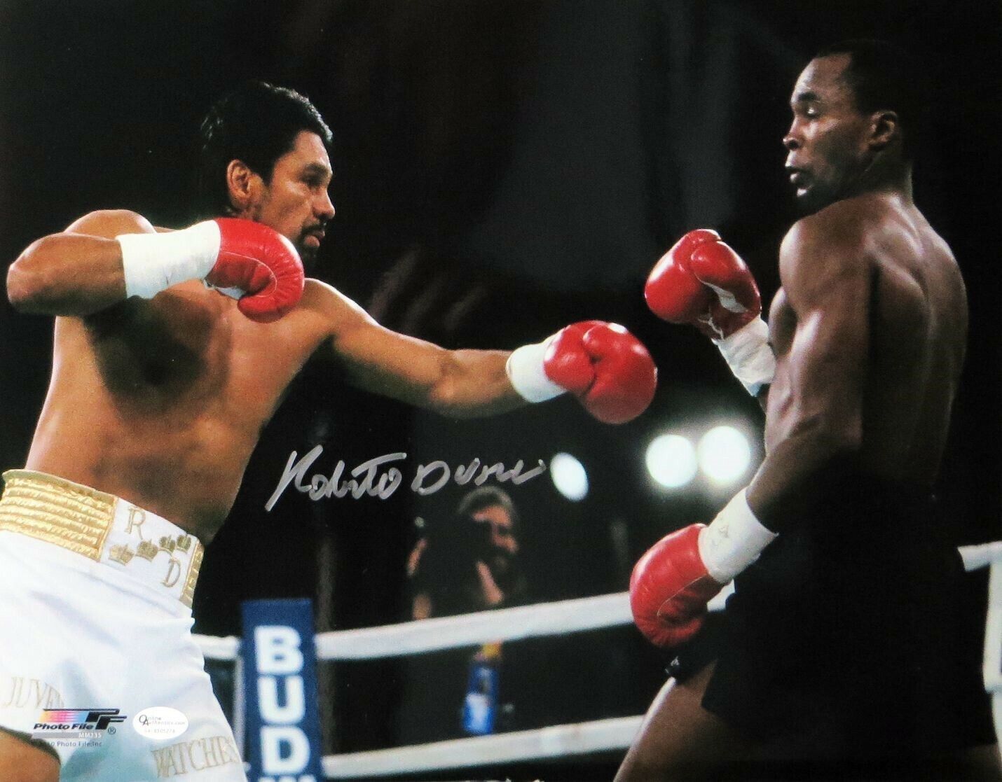 Roberto Duran Signed Autographed 11X14 Photo Poster painting Boxing vs. Sugar Ray Leonard OA