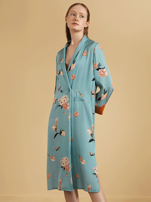 25 MOMME Robe de chambre en soie style kimono vintage azur imprimé floral - SOIE PLUS