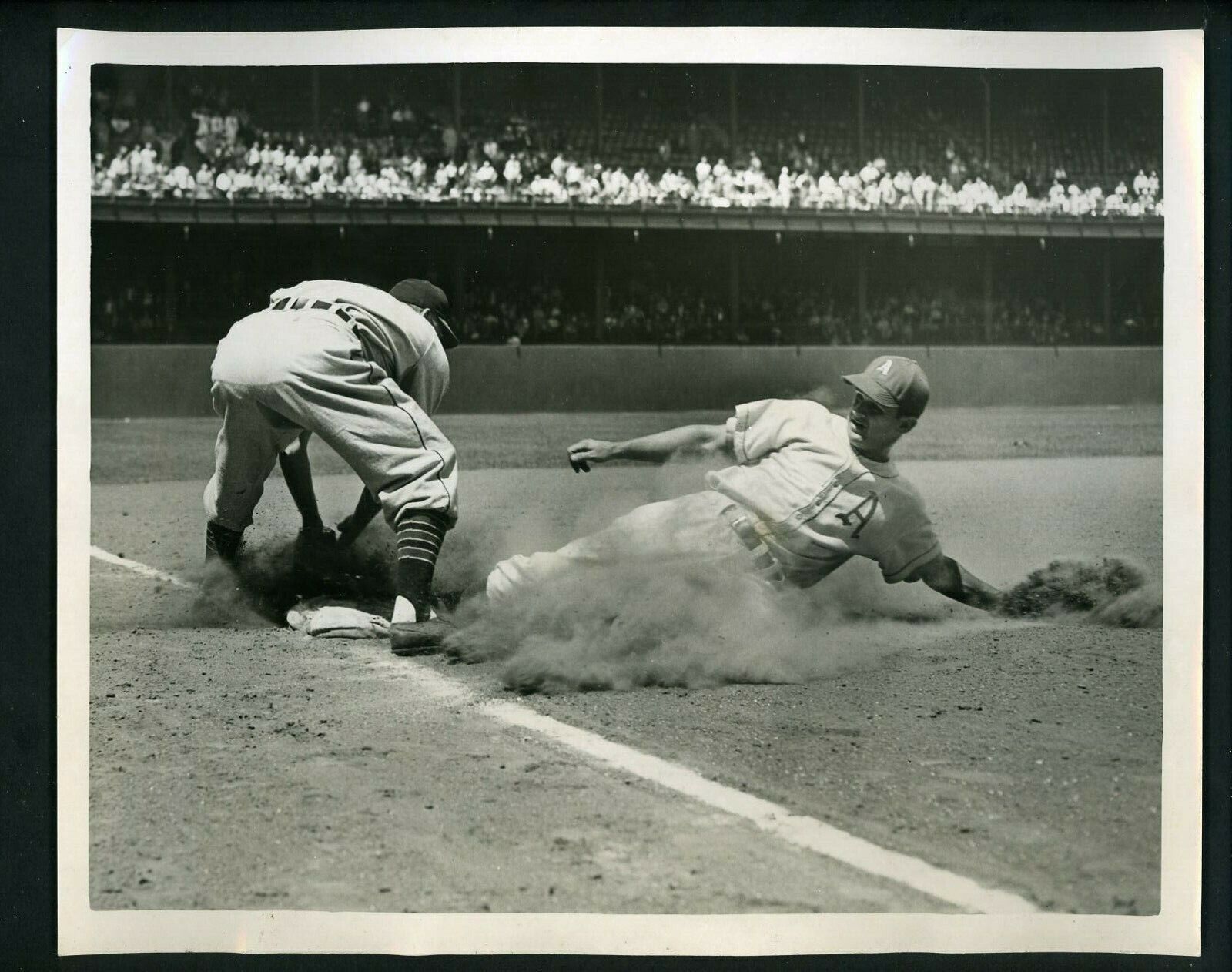 Barney McCosky & Ken Keltner 1946 Type 1 Press Photo Poster painting Indians Philadelphia A's