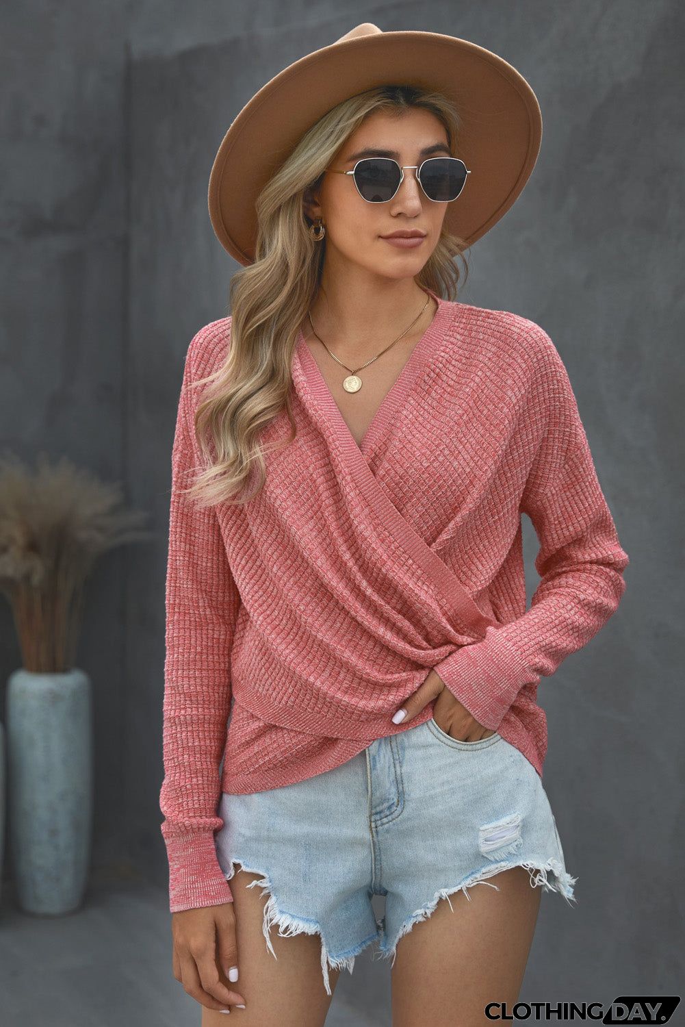 Women's Pink Deep V-neck Long Sleeve Knit Sweater