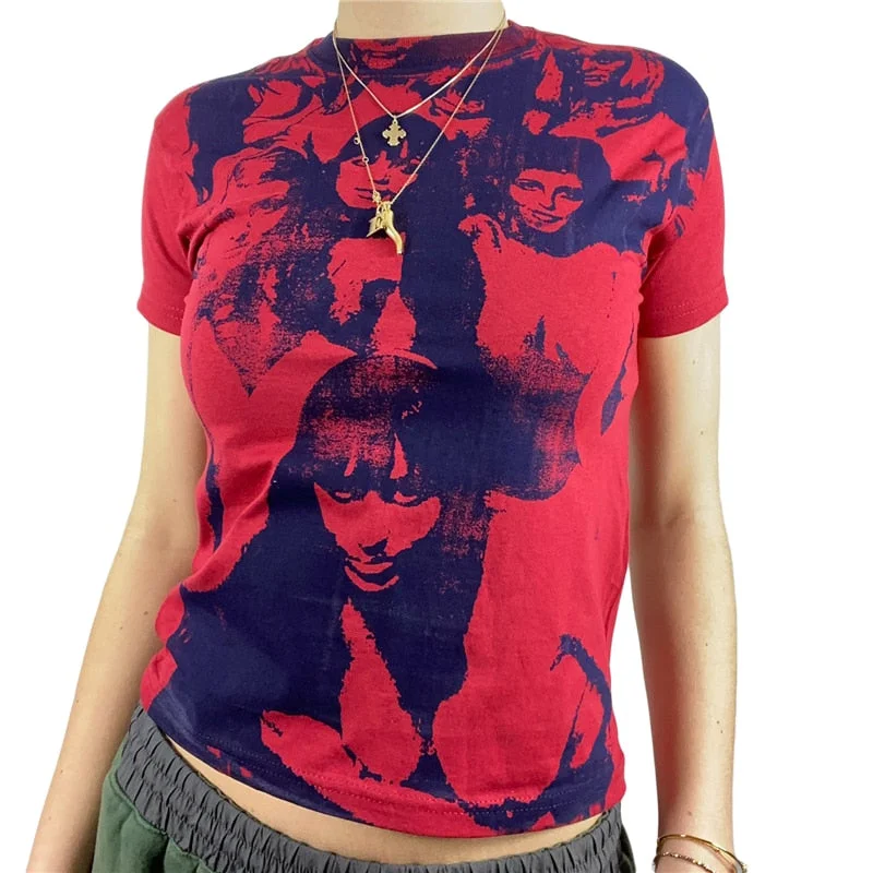 Xingqing Gothic Portrait Print T-shirt Aesthetic Short Sleevle Sweats Tees Harajuku Streetwear White Crop Top Women Clothes