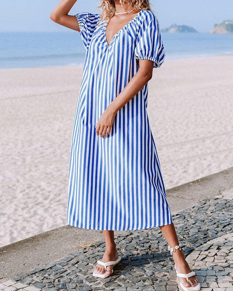  Black V-Neck Smocking A-Shape Dress