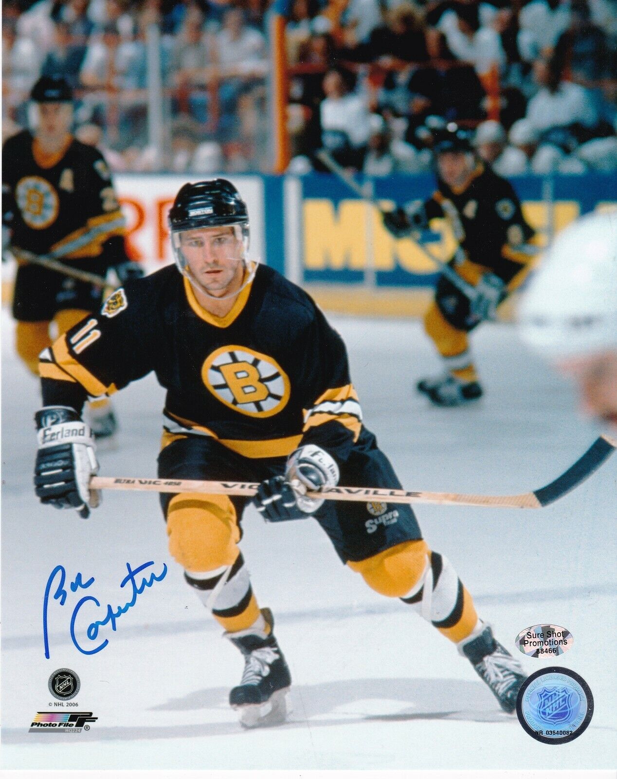 BOBBY CARPENTER BOSTON BRUINS ACTION SIGNED 8x10