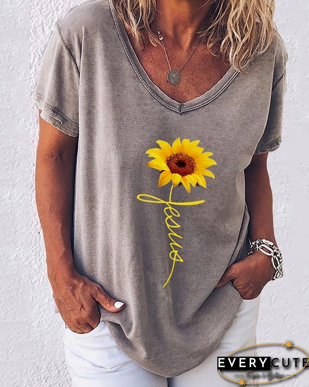 Sunflower Print Letter Pattern Casual T-shirt P15714
