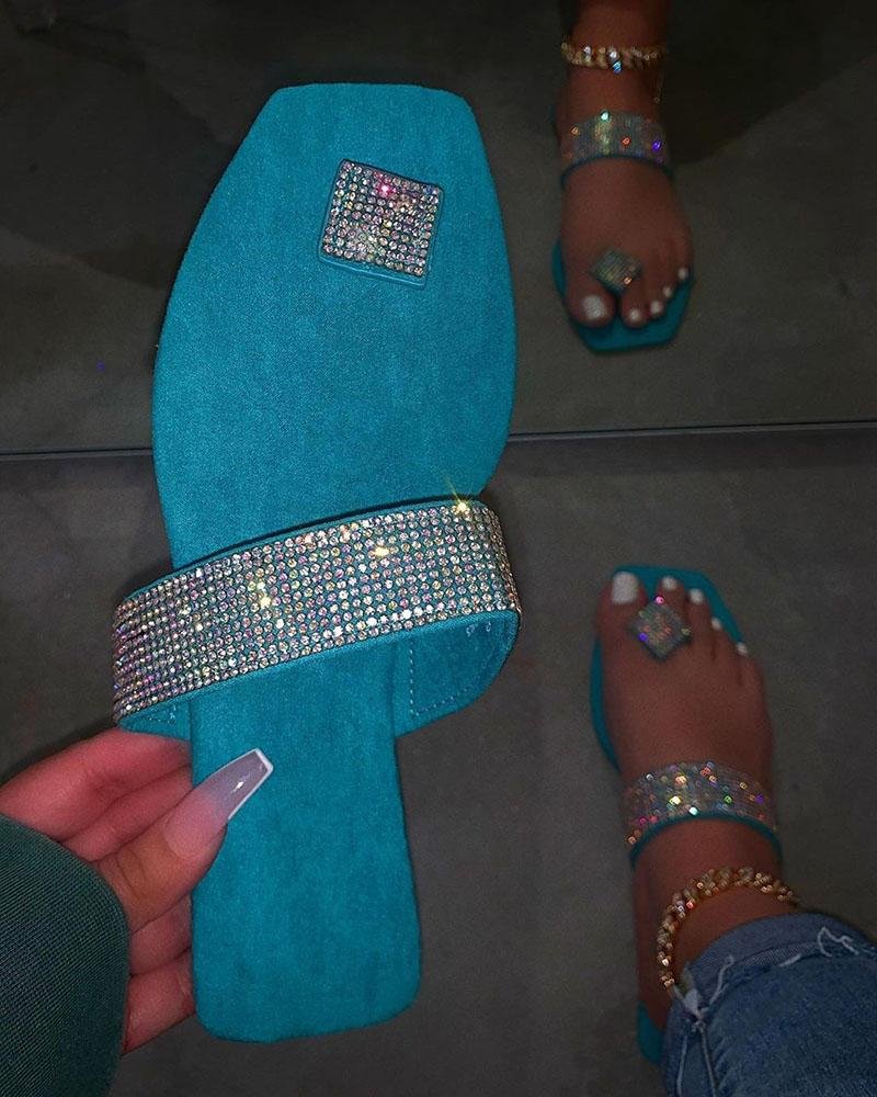 black square toe flip flops