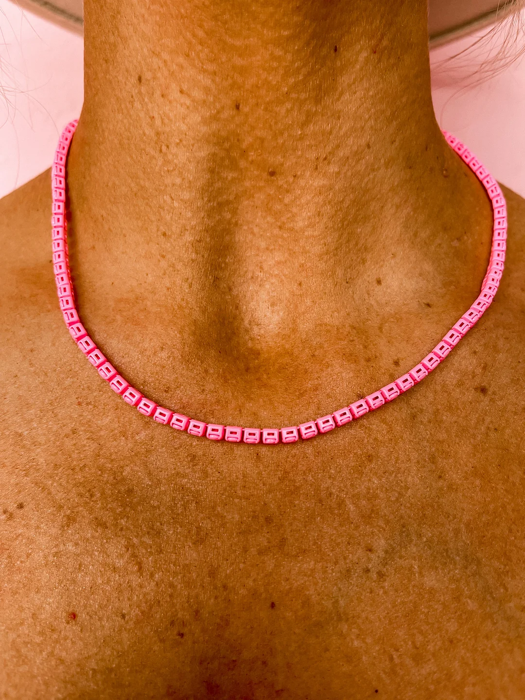 [Treasure Jewels] Barbie Neon Pink Necklace