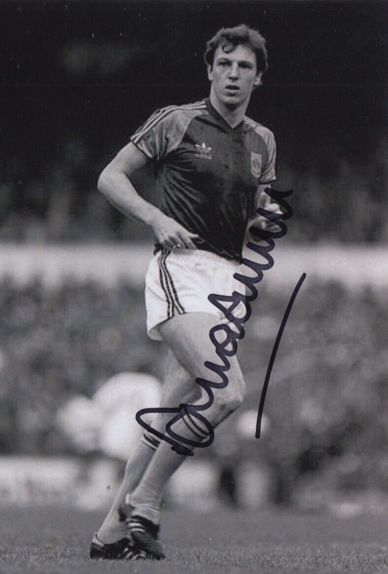 ALVIN MARTIN HAND SIGNED 6X4 Photo Poster painting WEST HAM UNITED FOOTBALL AUTOGRAPH 10