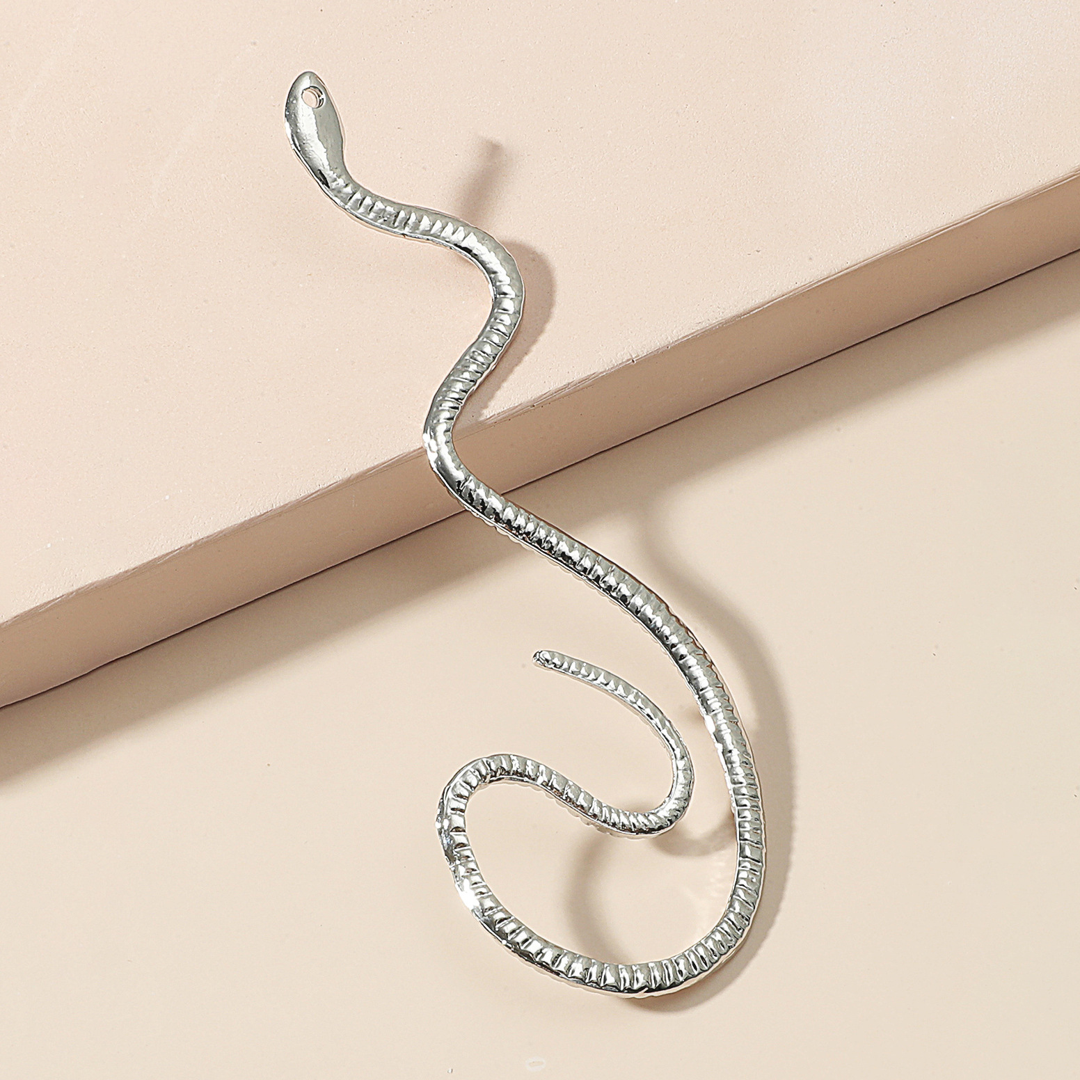 Retro one-piece snake earrings