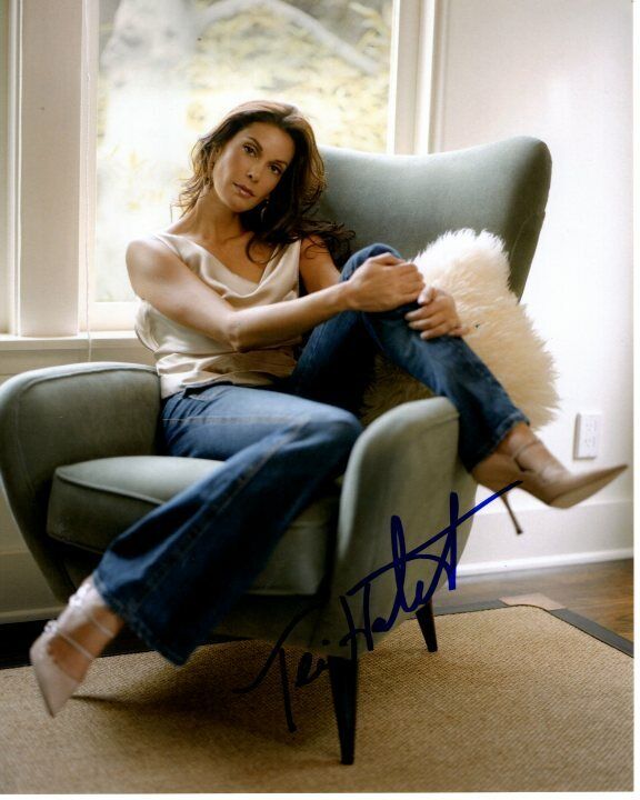 TERI HATCHER signed autographed Photo Poster painting