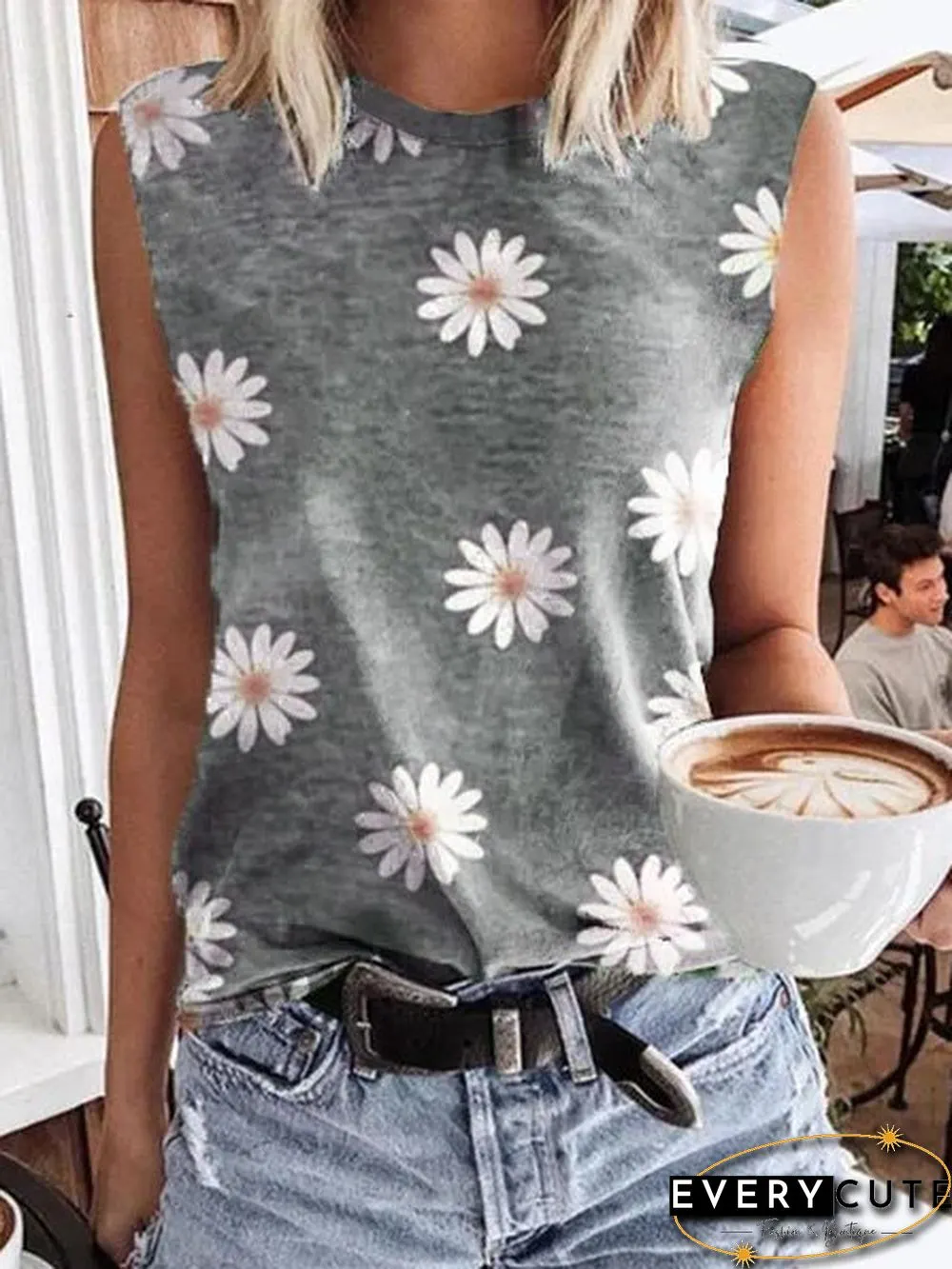 Sleeveless T-shirt with Daisy print round neck