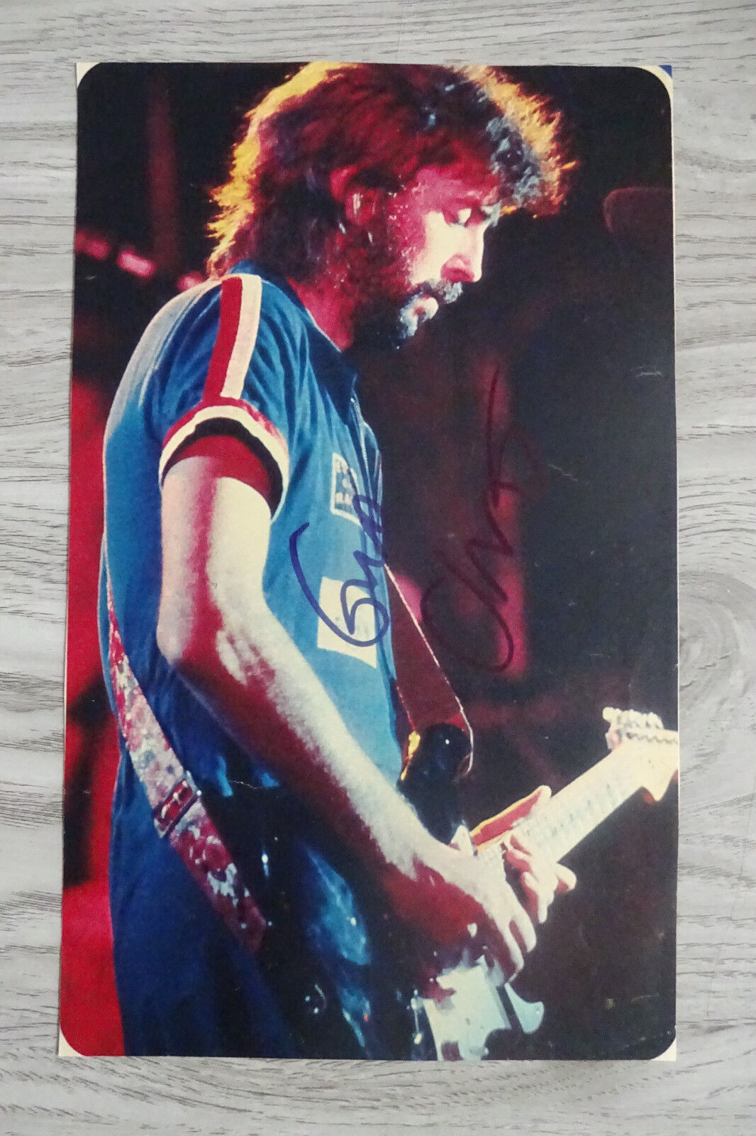 Eric Clapton signed 6x9 inch magazine-picture autograph ACOA