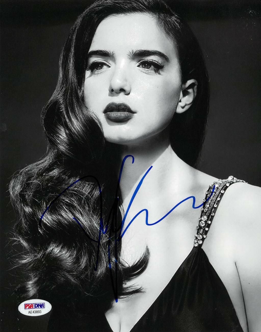 Dylan Gelula Signed Authentic Autographed 8x10 B/W Photo Poster painting PSA/DNA #AE43893