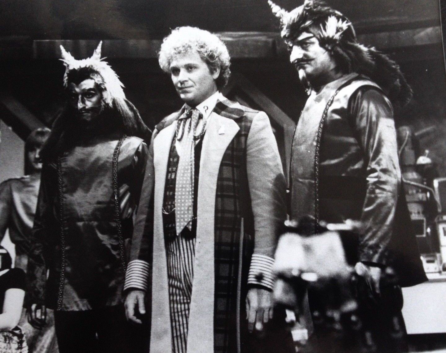 COLIN BAKER - SCENE FROM DR WHO TV SERIES - SUPERB UNSIGNED Photo Poster paintingGRAPH