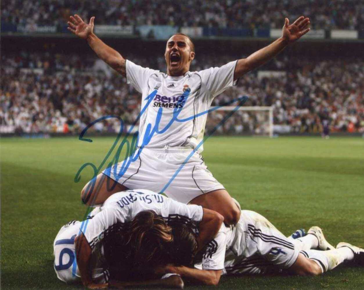 Fabio Cannavaro REAL MADRID SOCCER autograph, IP signed Photo Poster painting