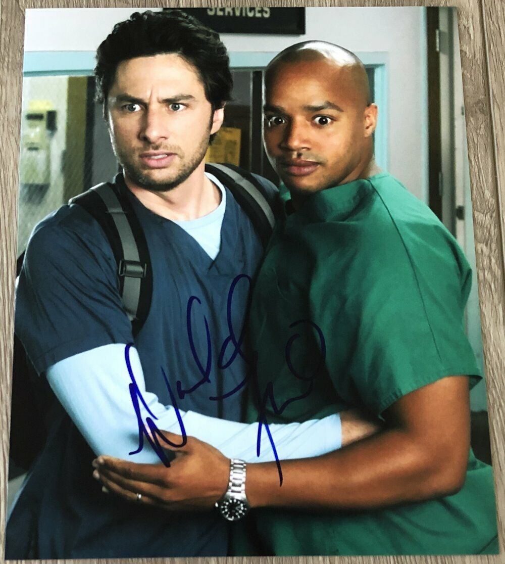 DONALD FAISON SIGNED AUTOGRAPH SCRUBS 8x10 Photo Poster painting