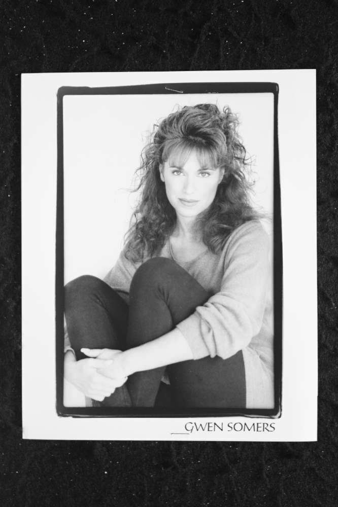 Gwen Somers - 8x10 Headshot Photo Poster painting w/ Resume - Silk Stalkings