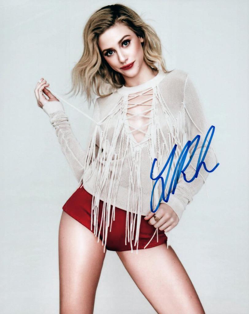 Lili Reinhart Signed 8x10 Photo Poster painting Autographed Picture plus COA