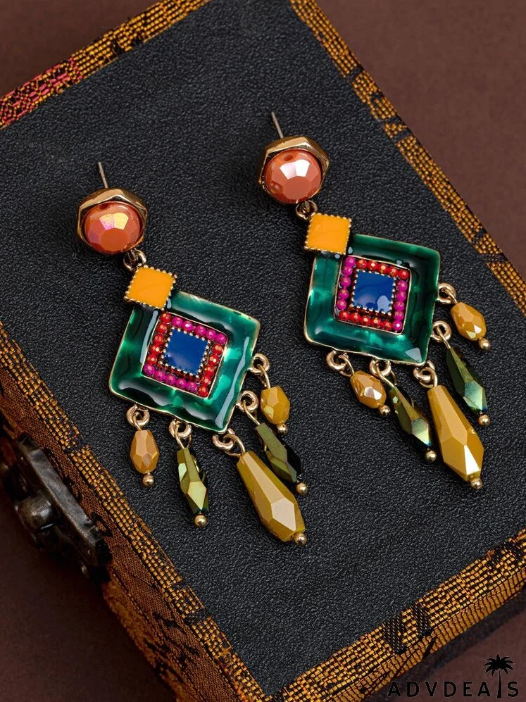 Geometric Decor Drop Earrings