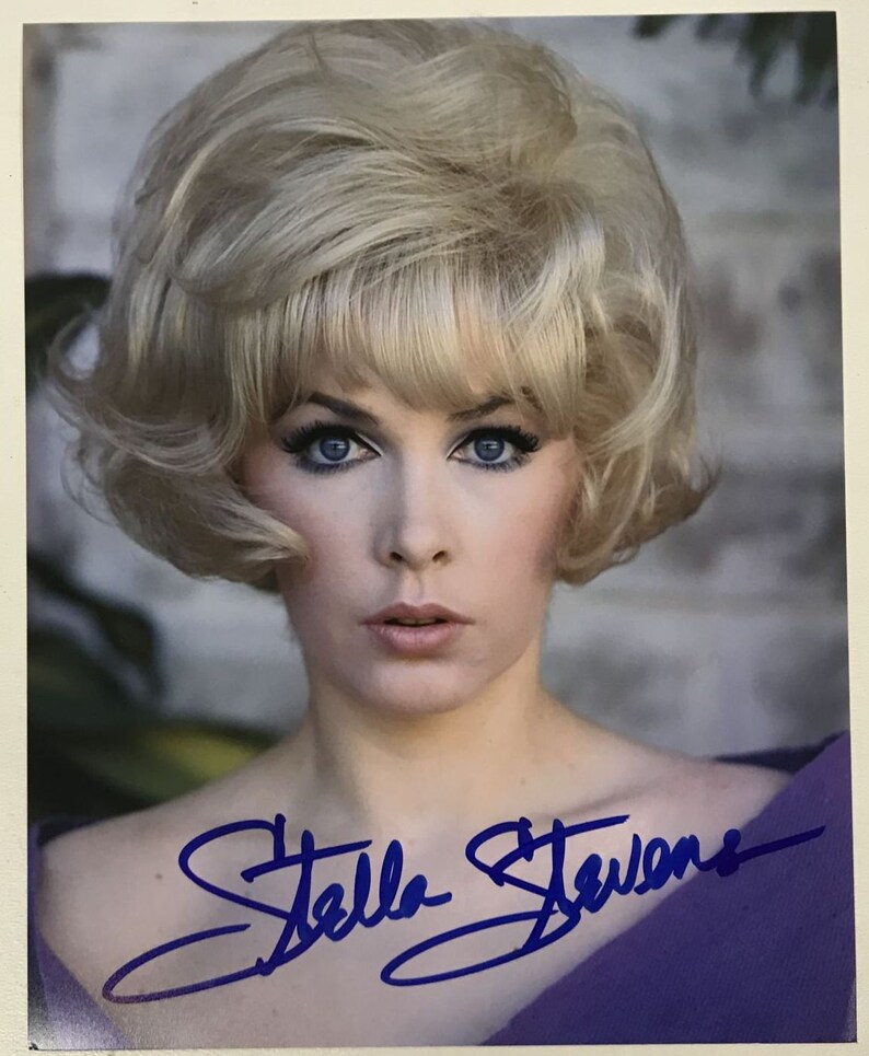 Stella Stevens Signed Autographed Glossy 8x10 Photo Poster painting - COA Matching Holograms