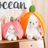 Jouets mignons en peluche &agrave; rabat de lapin de carotte de fraise