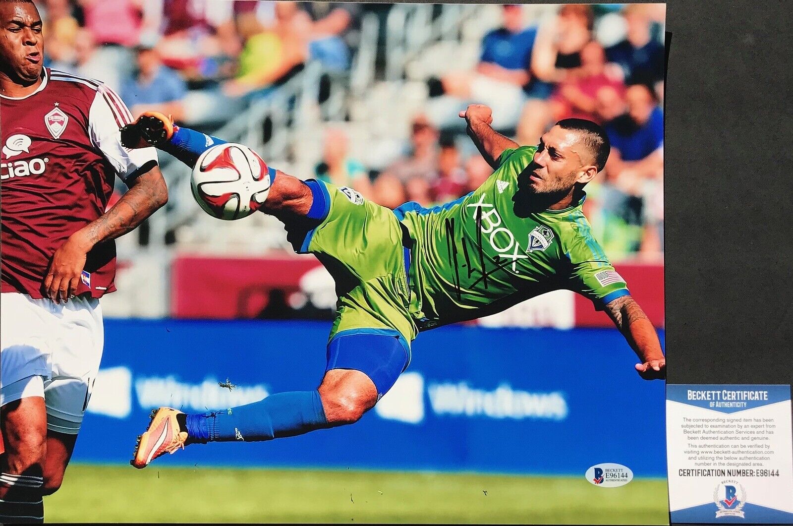 CHAMPS Clint Dempsey USA Autographed Signed SEATTLE SOUNDERS MLS 11x14 Photo Poster painting BAS