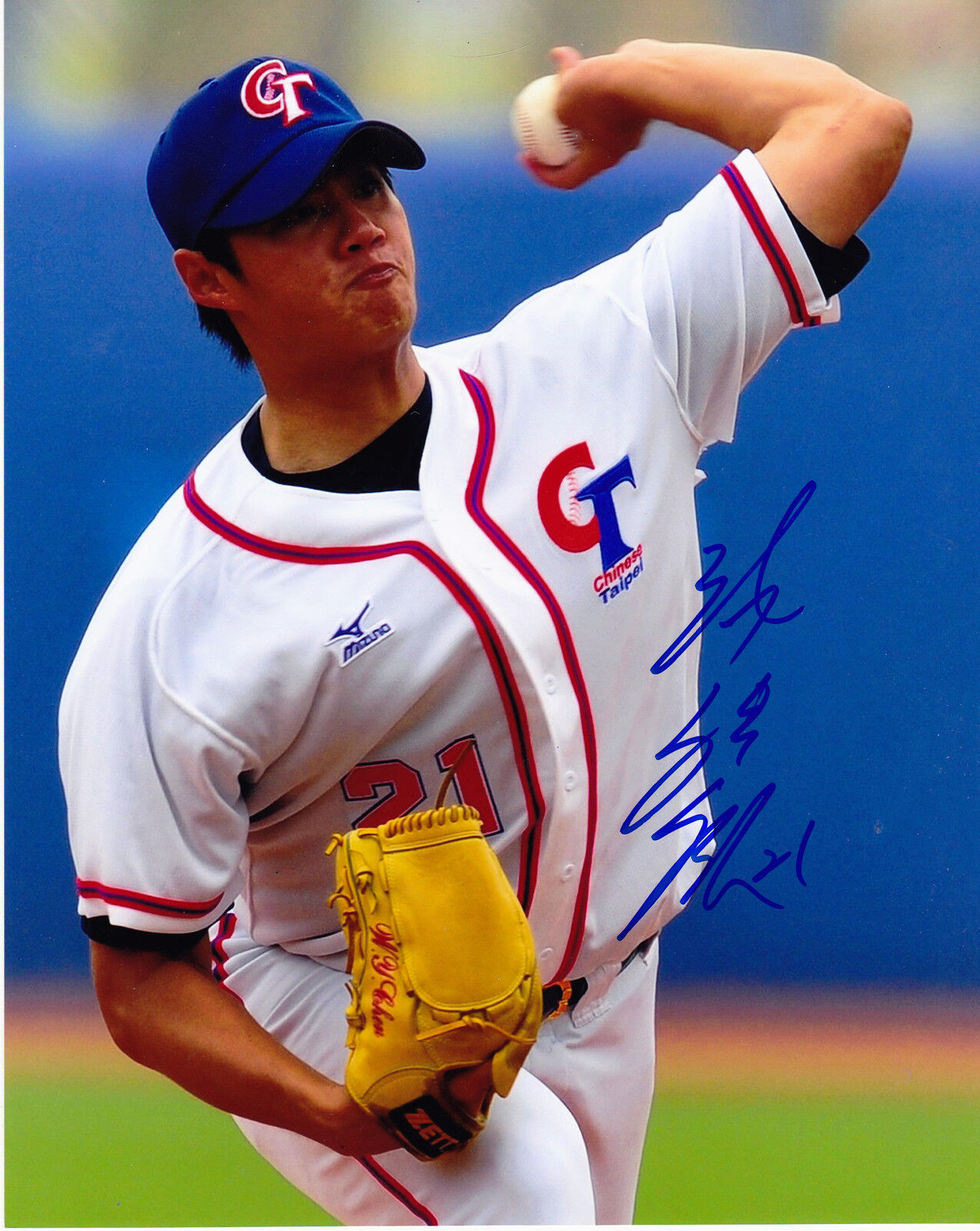 WEI-YIN CHEN CHUNICHI DRAGONS ACTION SIGNED 8x10