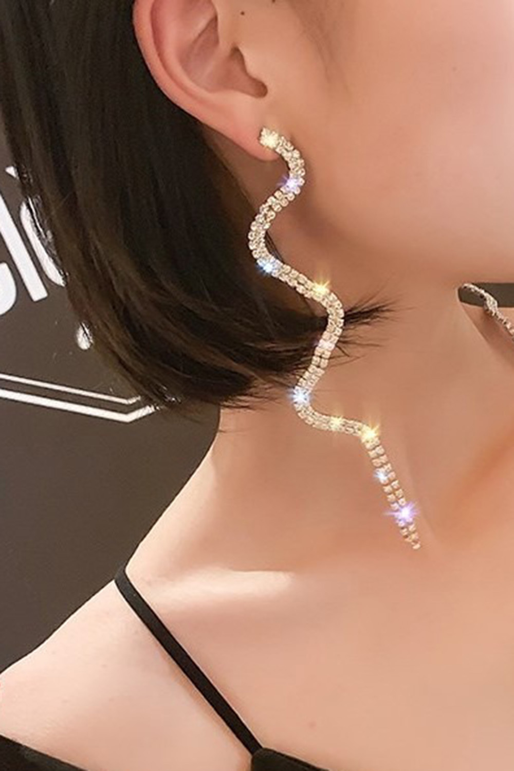 Fashion Gold Shiny Tassel Earrings