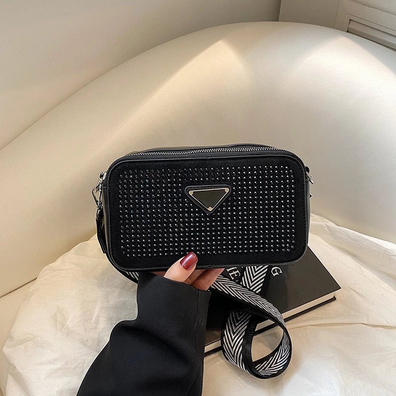 Women’s Small All Seasons Pu Leather Solid Color Classic Style Square Zipper Shoulder Bag