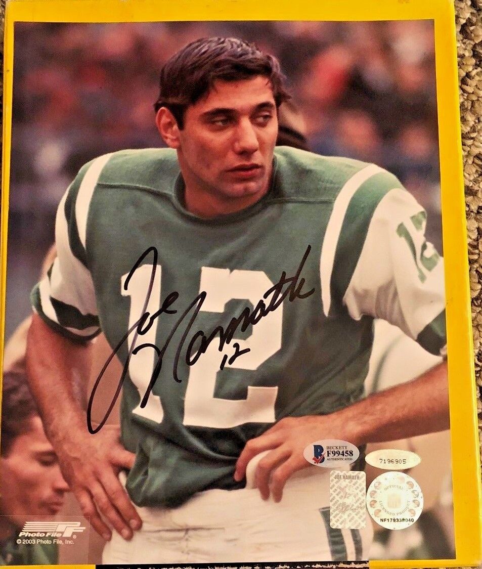 JOE NAMATH SIGNED 8X10 NEW YORK JETS Photo Poster painting AUTOGRAPHED BECKETT AUTHENTICATED #2