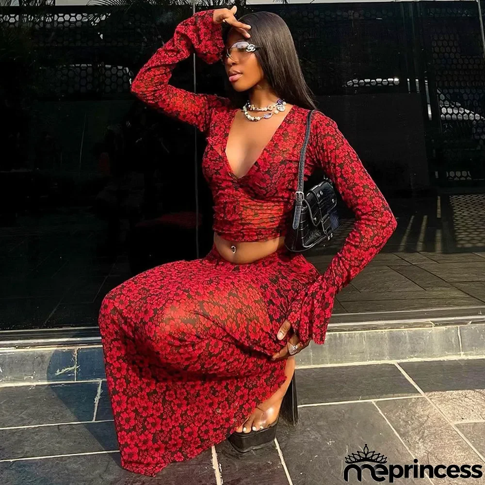 Fashion Print Sexy Deep V Long Sleeve Crop Top Bodycon Skirt Two-Piece Set