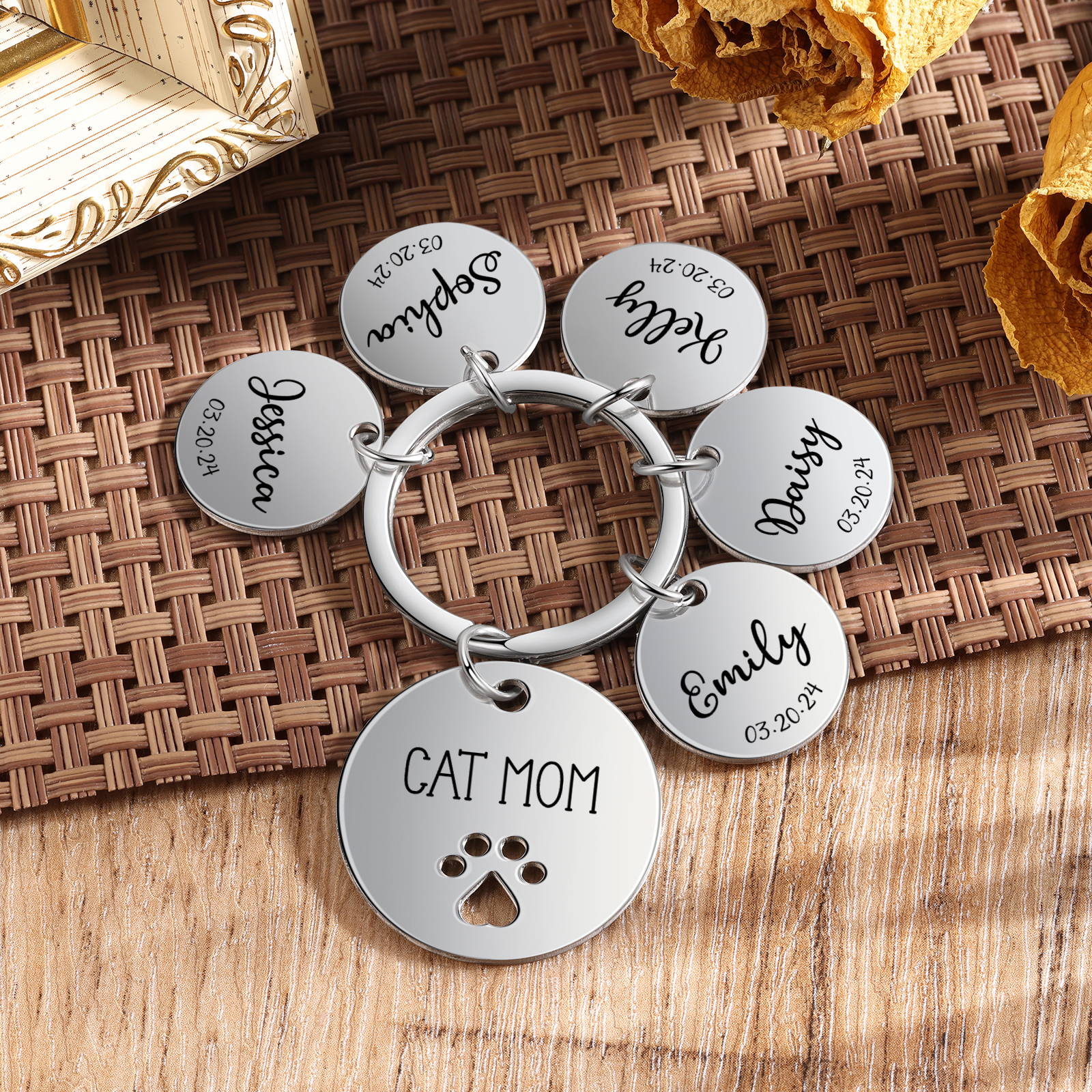 Personalised 5 Names & 5 Dates & 1 Text Keychain Cat Paw Circle Charm Keychain Gifts for Mother/Grandma-Jessemade AU