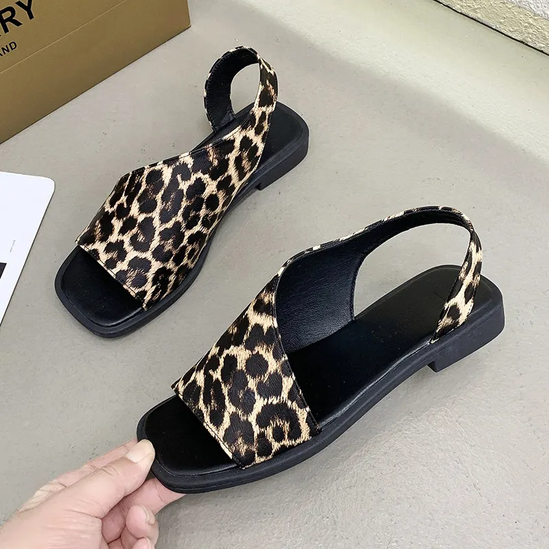 Breakj Breakj Sandals Women 2025 Summer New Large-Size Fish Mouth Side Empty Fashion Thick Heel Low-Heeled Sandals Tide