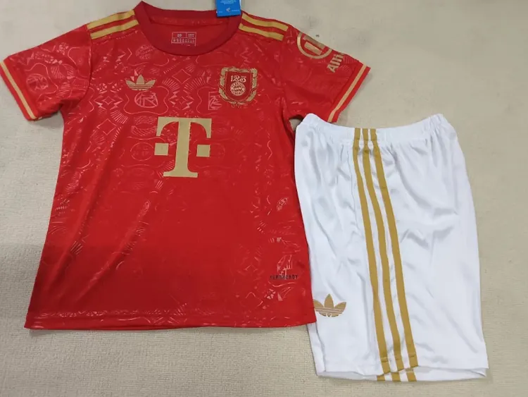 FC Bayern 125th Anniversary Jersey