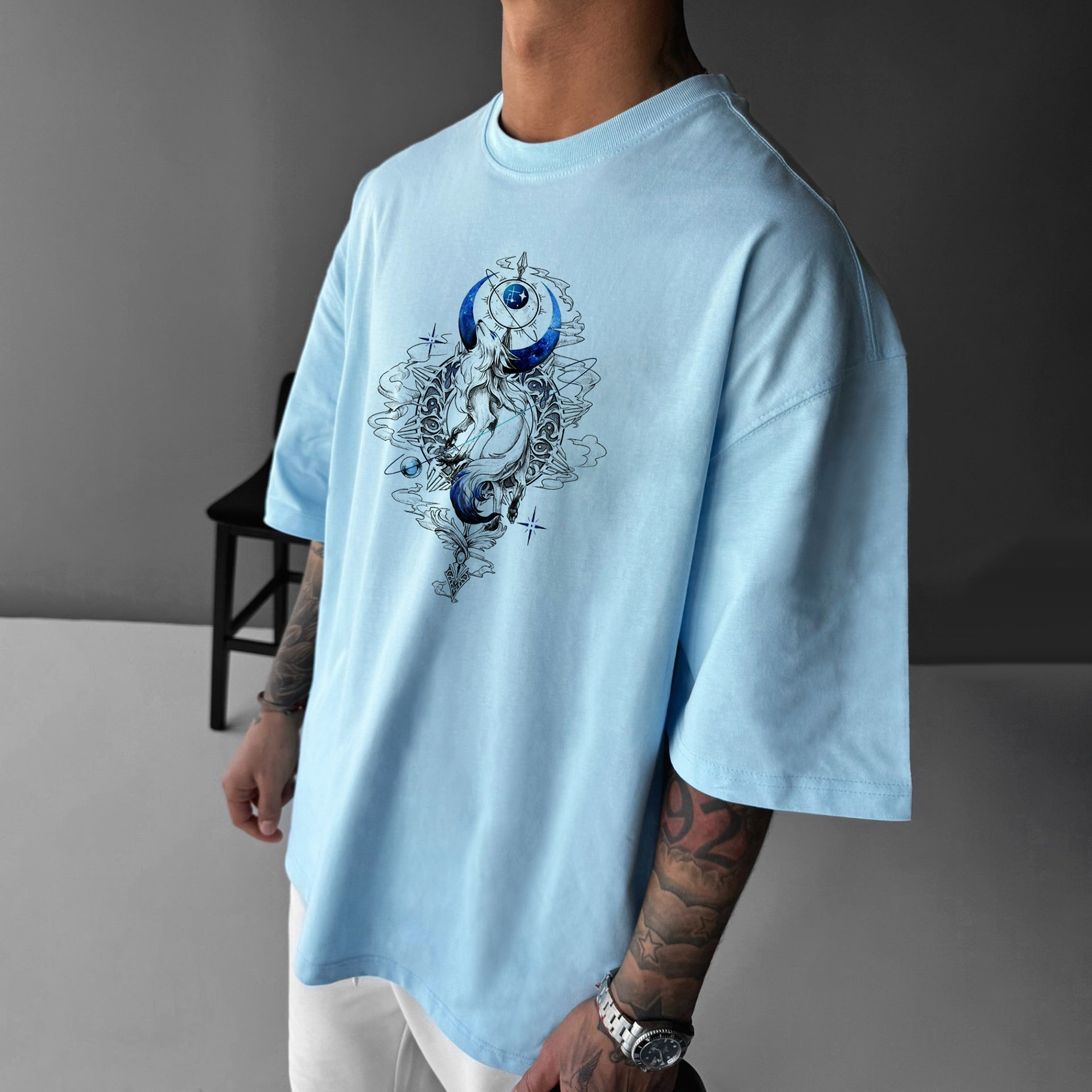 Unisex Casual Totem Print T-shirt