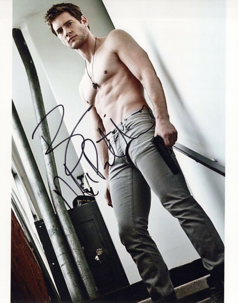 Ryan McPartlin head shot autographed Photo Poster painting signed 8x10 #3