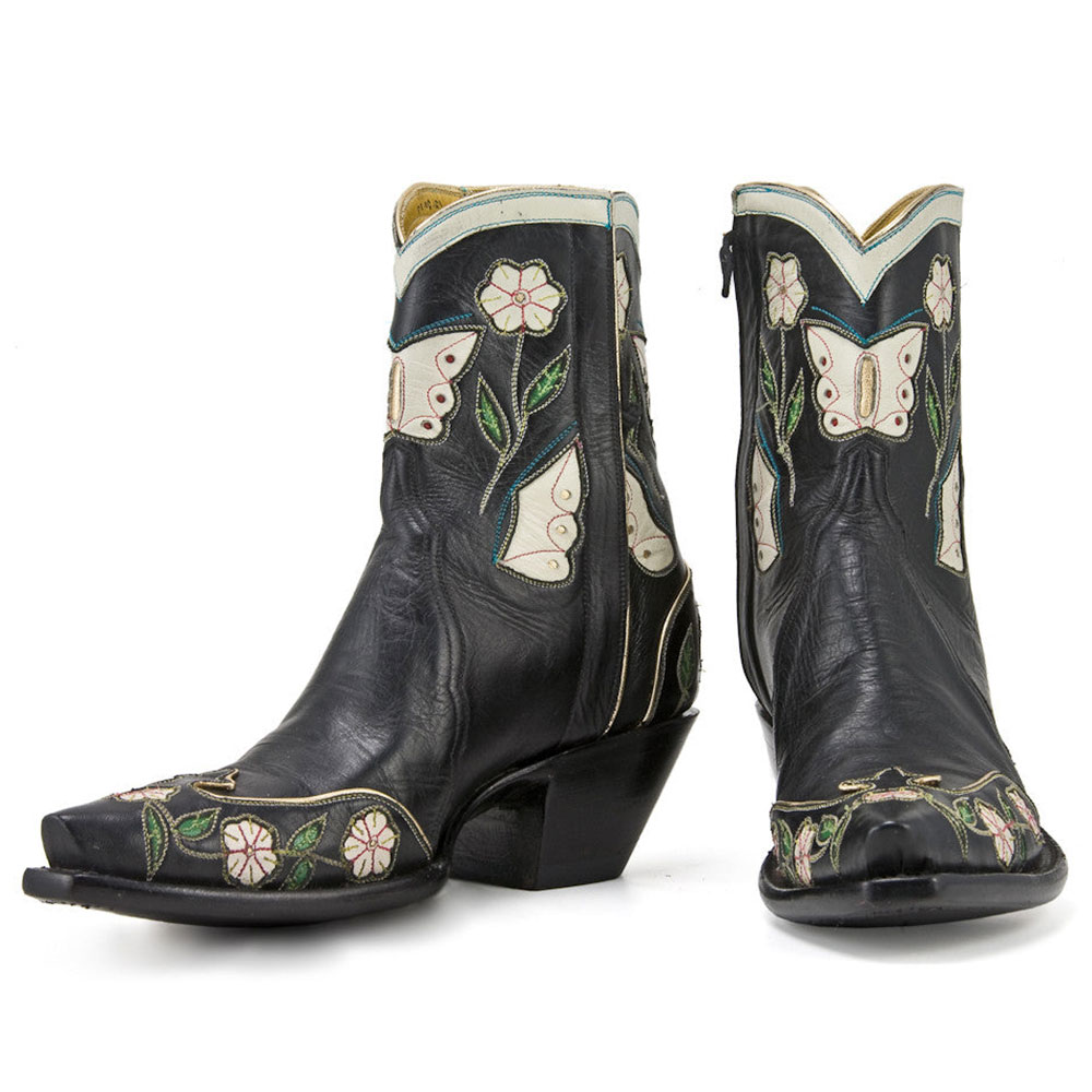 Snip Toe Flower and Butterfly Inlay Short Cowgirl Boots in Black