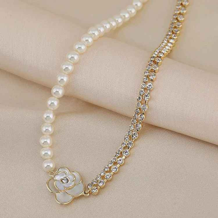 Fashion Pearl Rose Chain Necklace