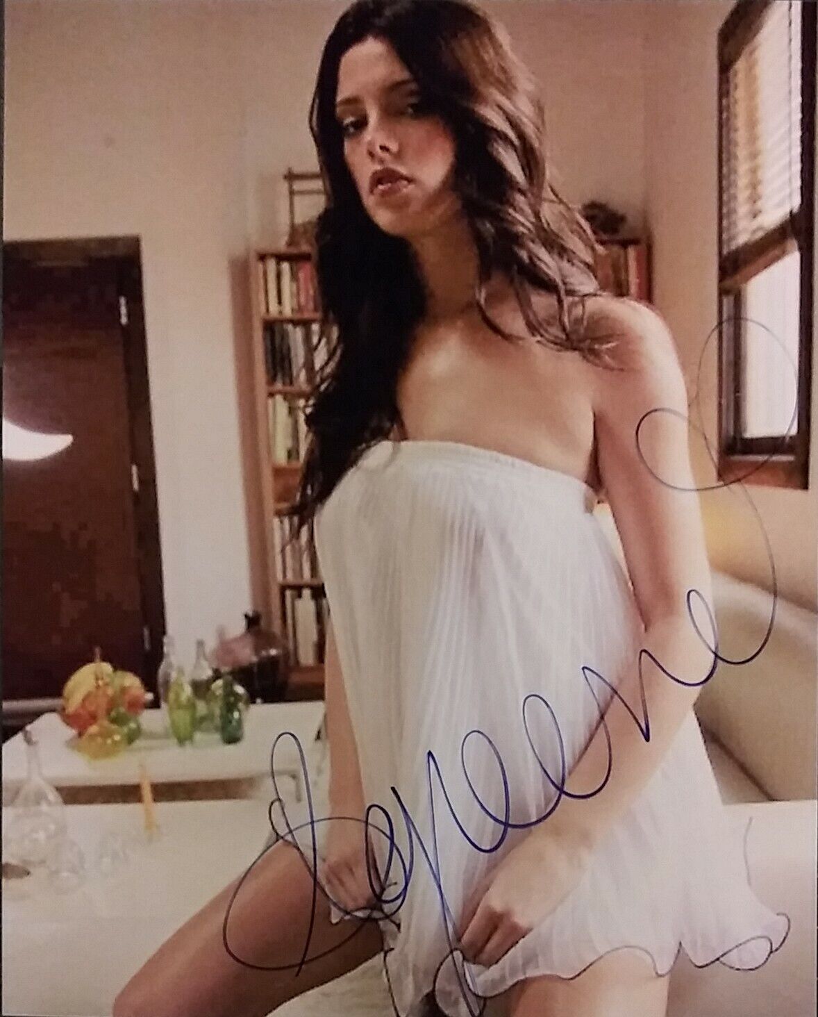 Ashley Greene signed 8x10