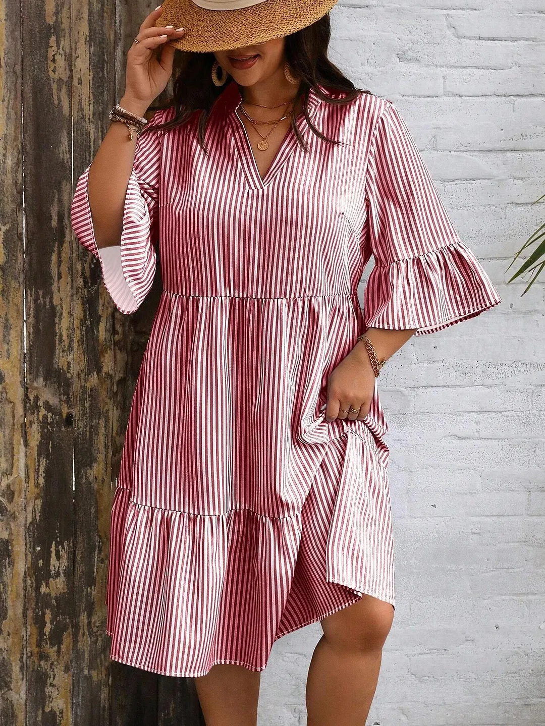Uveng Uveng Large-Size Women's V-Neck Horn Sleeve Print Dress