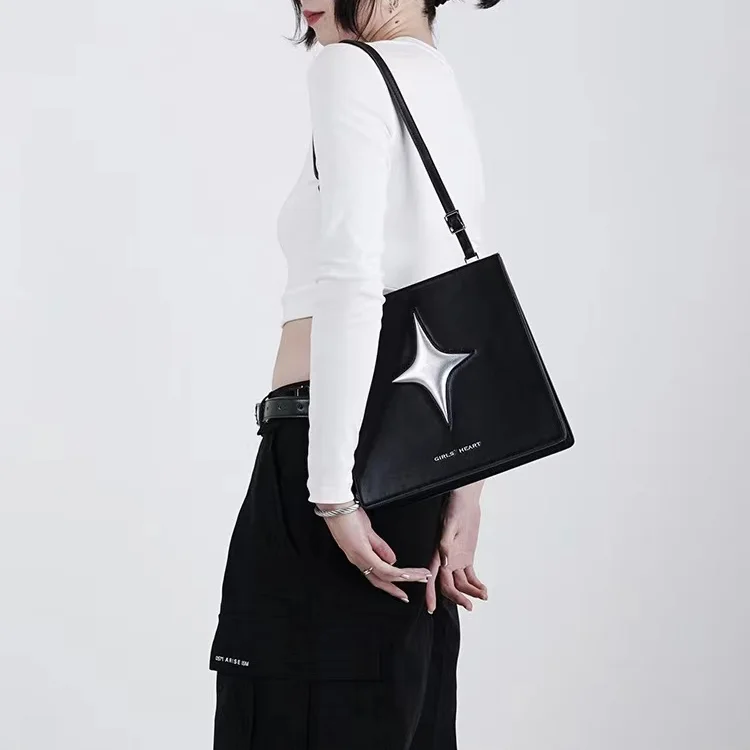 Danccia “StellaPolare-D” SHOULDER BAG