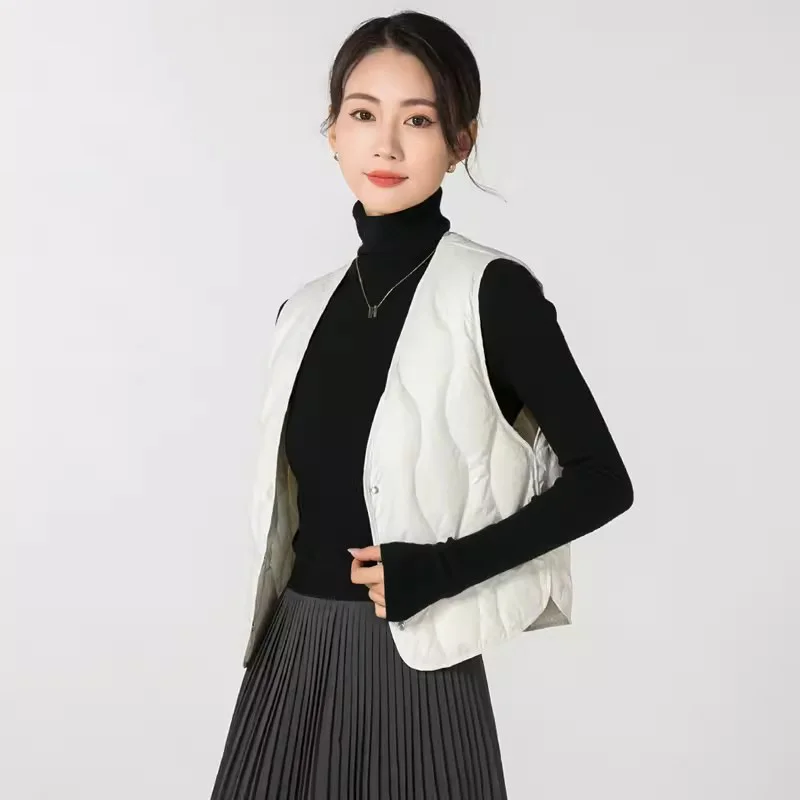 Toloer 90 White Duck Down Vest Female 2024 Winter New Slim Light V Collar Inside The Vest-Outfit Ideas