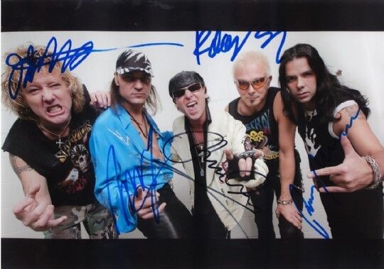 Scorpions genuine autograph 8x12