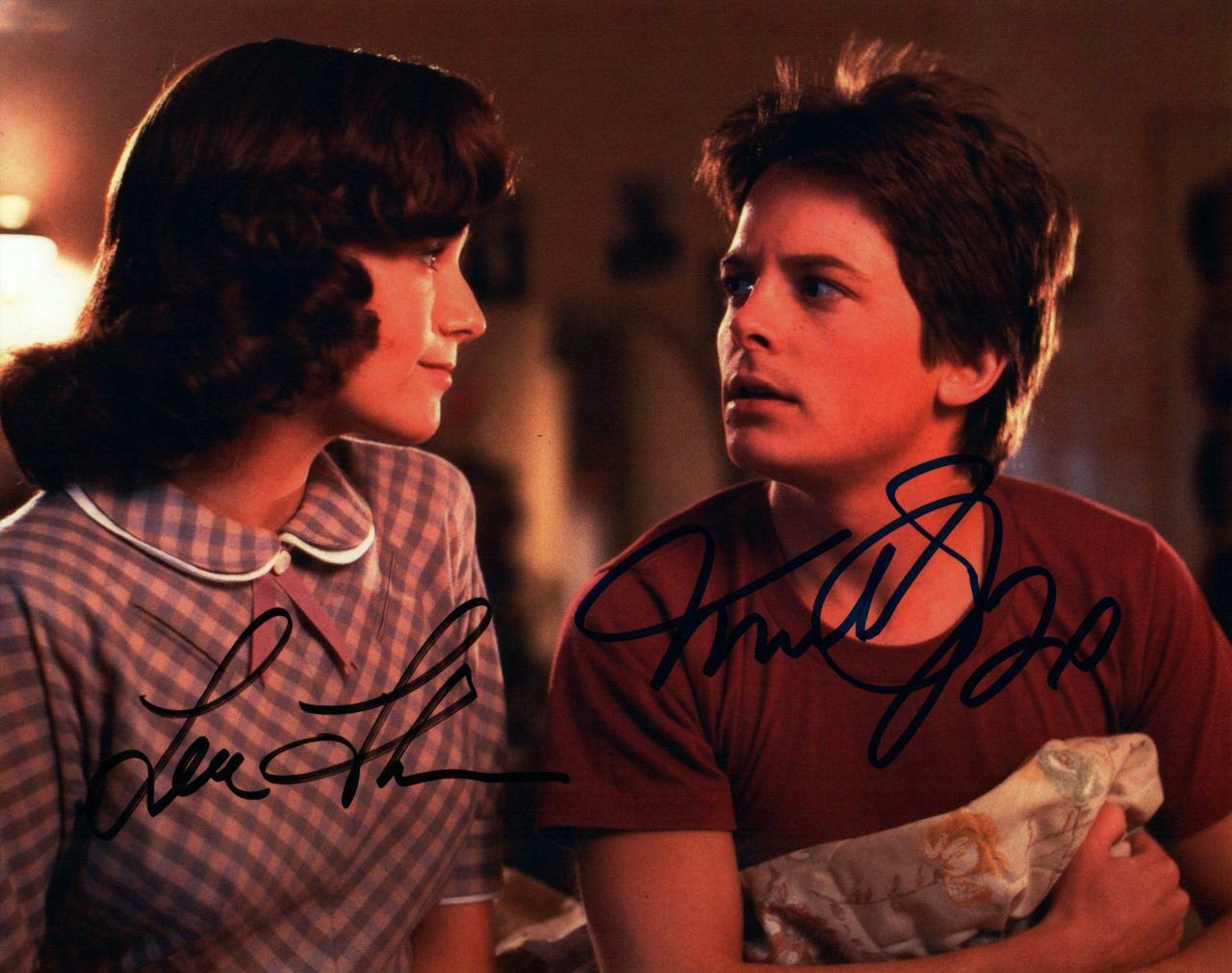 Lea Thompson Michael J Fox signed 8x10 Pic autographed Photo Poster painting Nice Photo Poster painting with COA