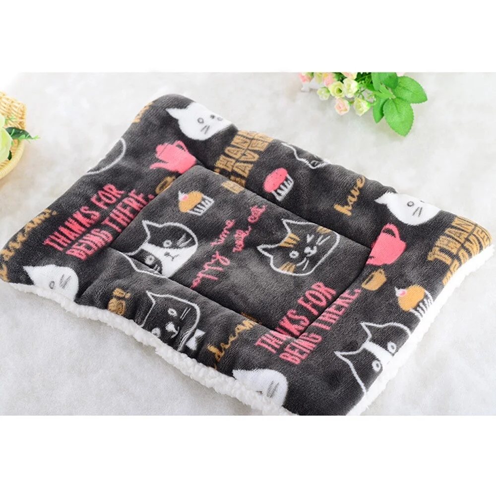 Soft Fleece Dog Bed Pet Mat Cushion Waterproof Washable Double Sided Puppy Pillow Mat Sleeping Cover Towel Cushion for Dogs Cats