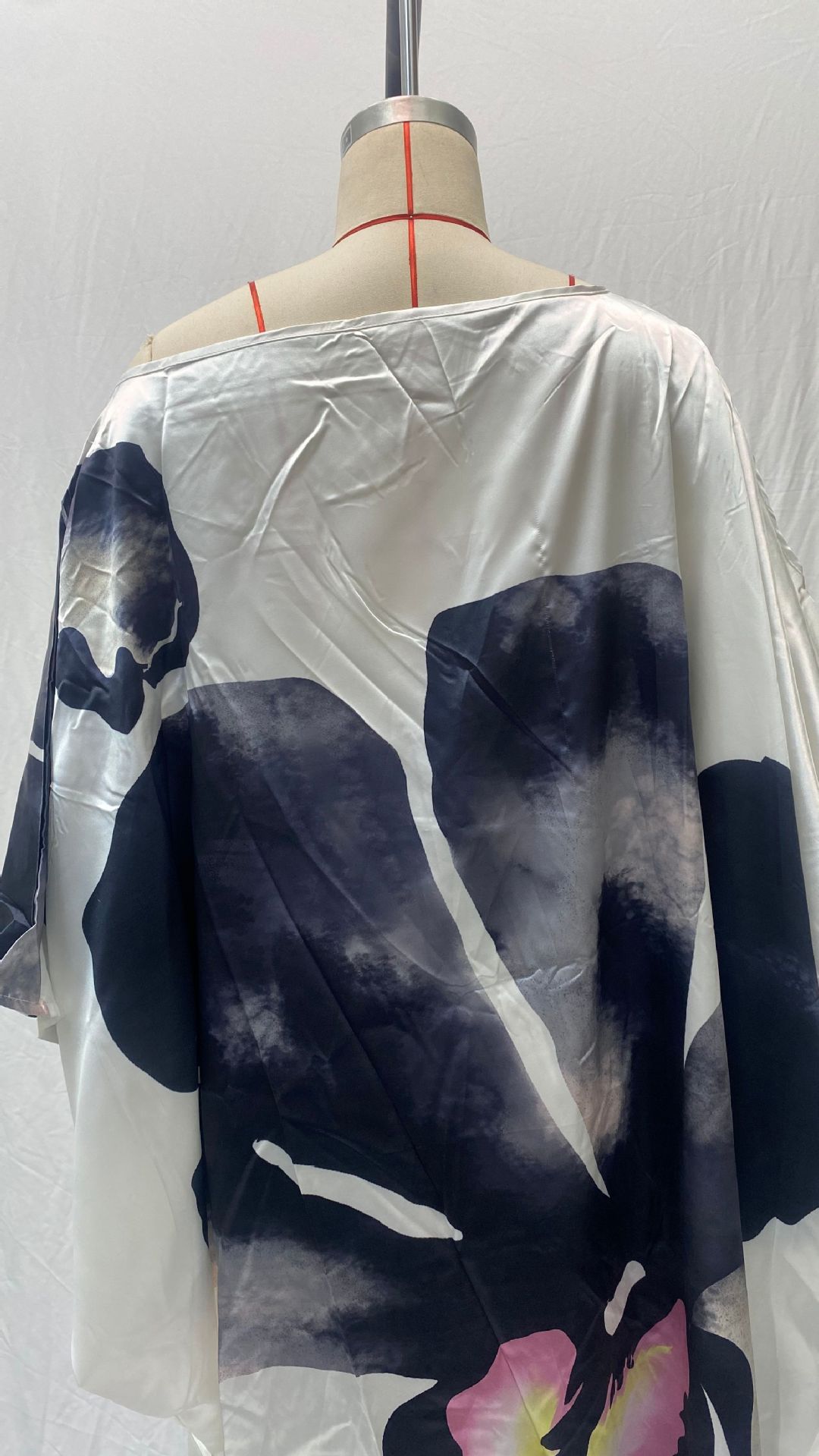 2025 Summer New Printed Dresses Women Sloping Shoulders Loose Casual Beach Vacation Irregular Dress Fashion Beachwear Vestidos 20 2025 Summer New Printed Dresses Women Sloping Shoulders Loose Casual Beach Vacation Irregular Dress Fashion Beachwear Vestidos