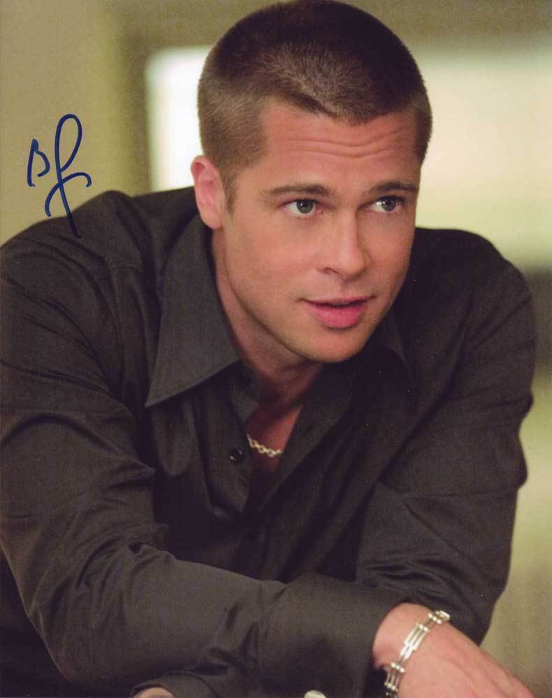 Brad Pitt In-Person AUTHENTIC Autographed Photo Poster painting SHA #72918